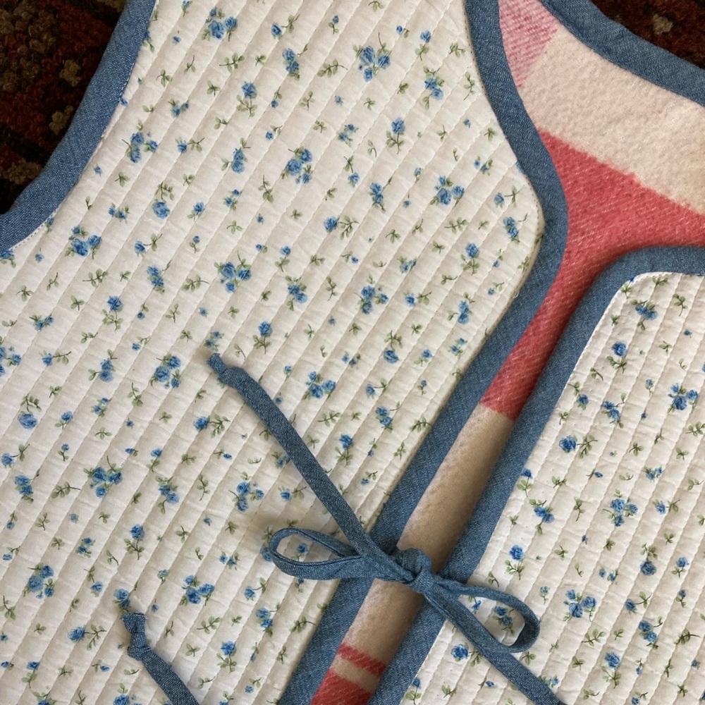 Hey Johanna Zero Waste Reversible Vest - Picture 4 of 7